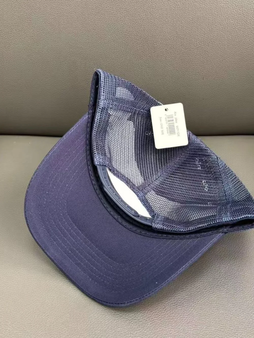 ALO Yoga District Trucker Hat Navy Color 💙Simple Sports Cap